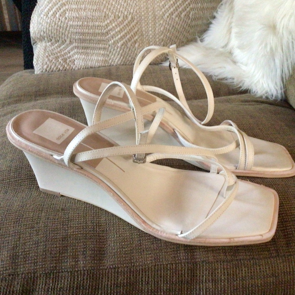 DOLCE VITA / WEDGE SANDALS - Picture 4 of 6